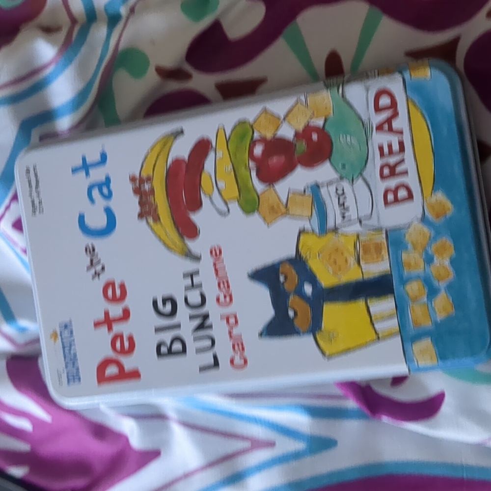 Pete the cat card game